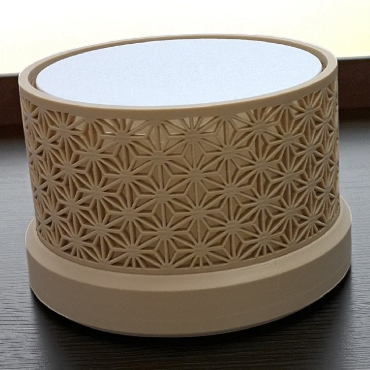 Japanese Kumiko Lamp ā 3D Printed Minimalist Wooden Lattice-Style Lantern for Warm Ambient Lighting