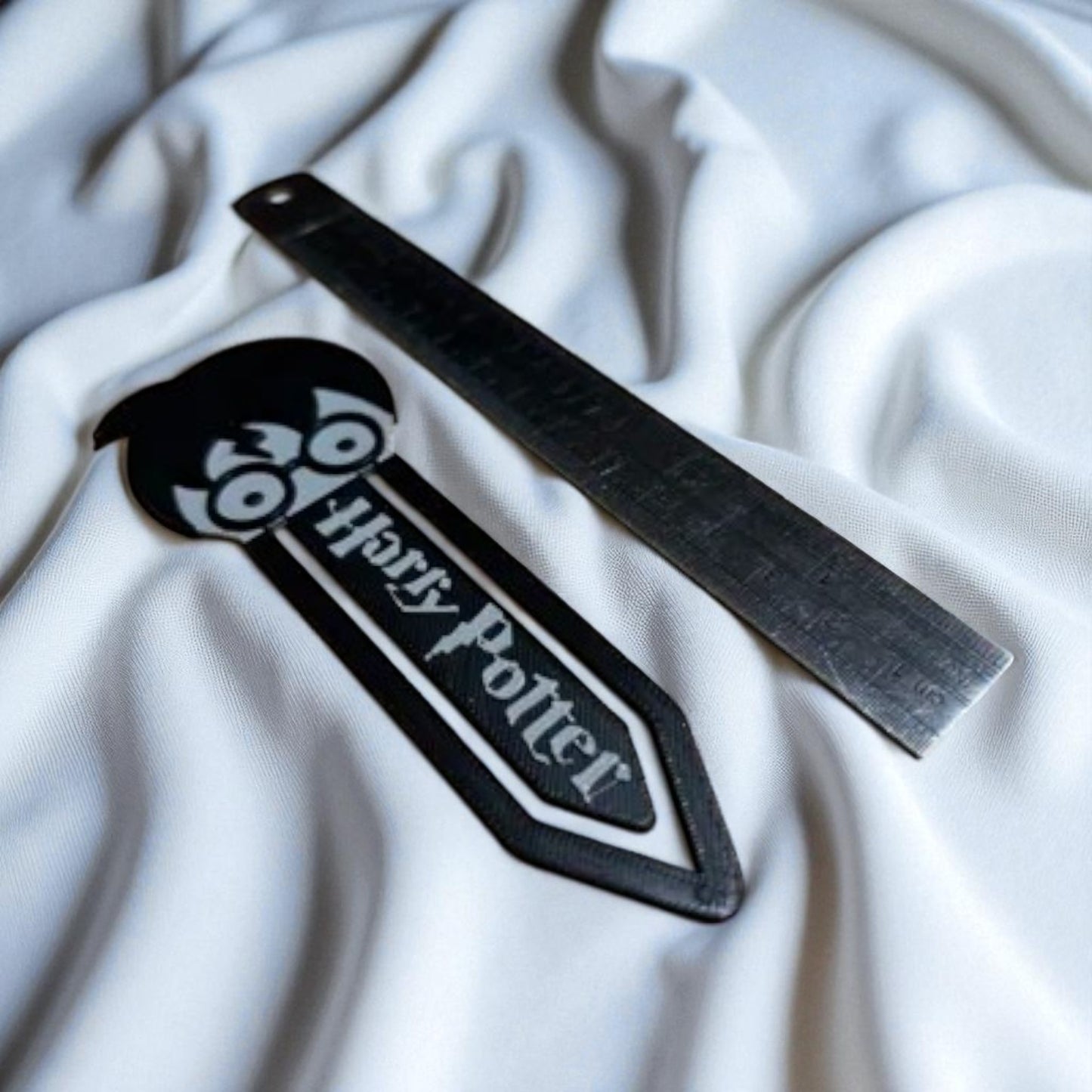 Harry Potter Bookmark β 3D Printed Wizarding World Page Marker for Book Lovers