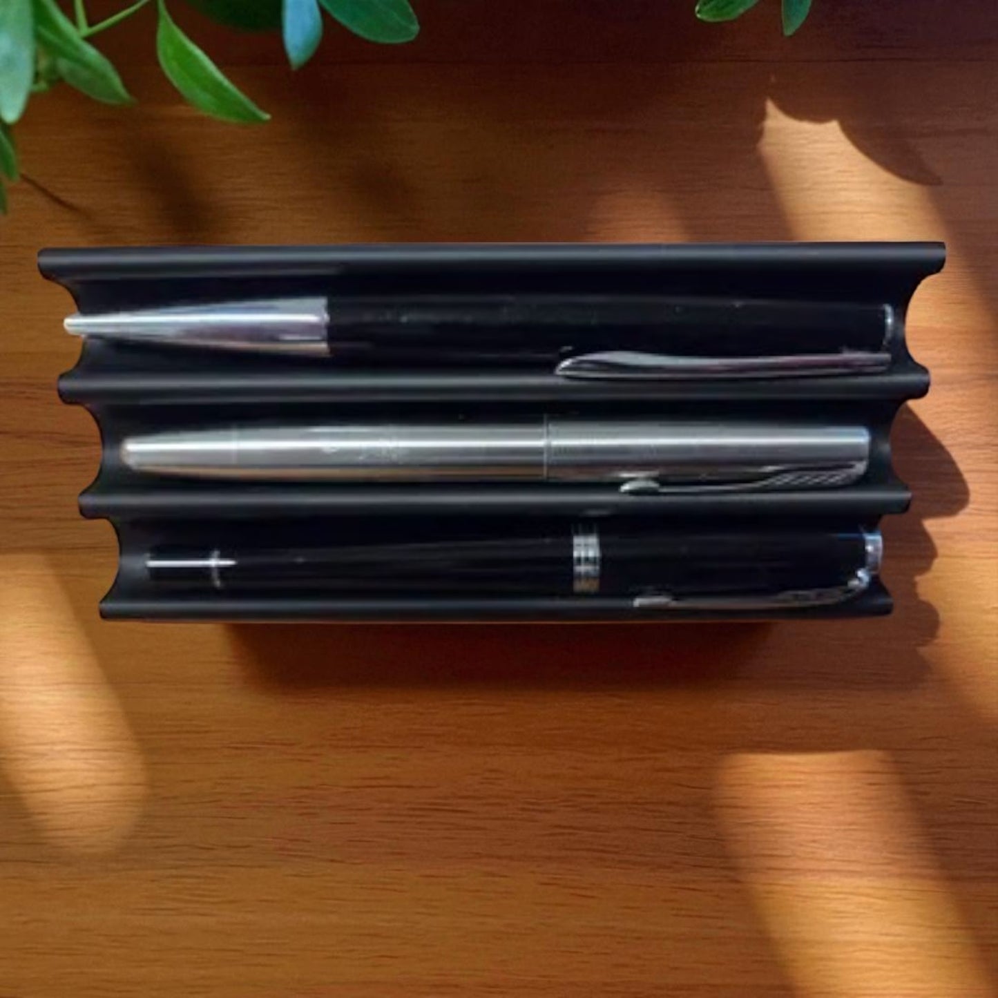Inclined Pen Holder ā 3D Printed Angled Desk Organizer for Easy Access