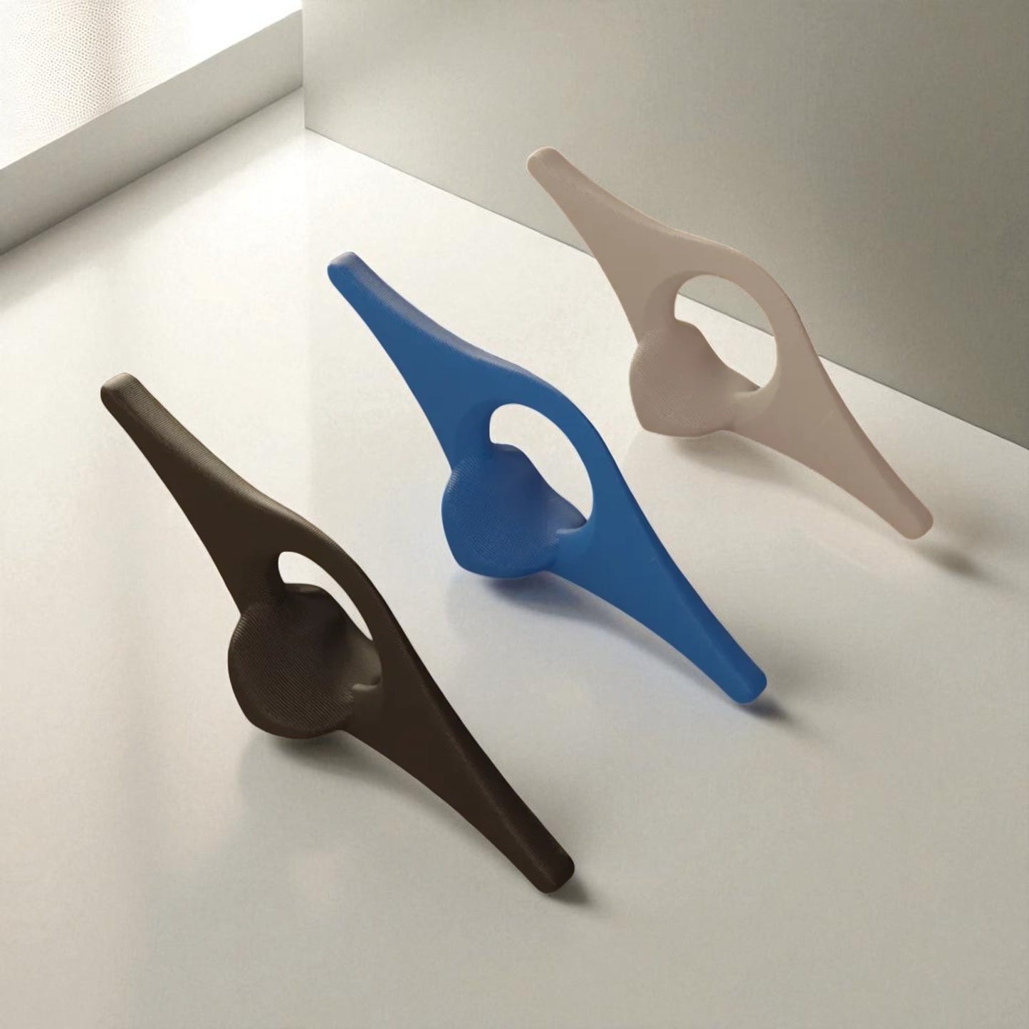 Bookmark Page Holder – 3D Printed Thumb Ring for Hands-Free Reading | Set of 4