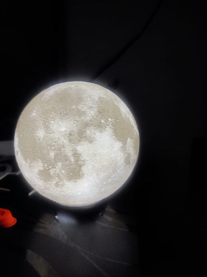 3D Printed Moon Lamp – LED Night Lamp