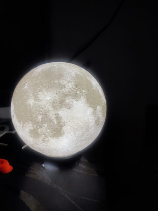 3D Printed Moon Lamp – LED Night Lamp