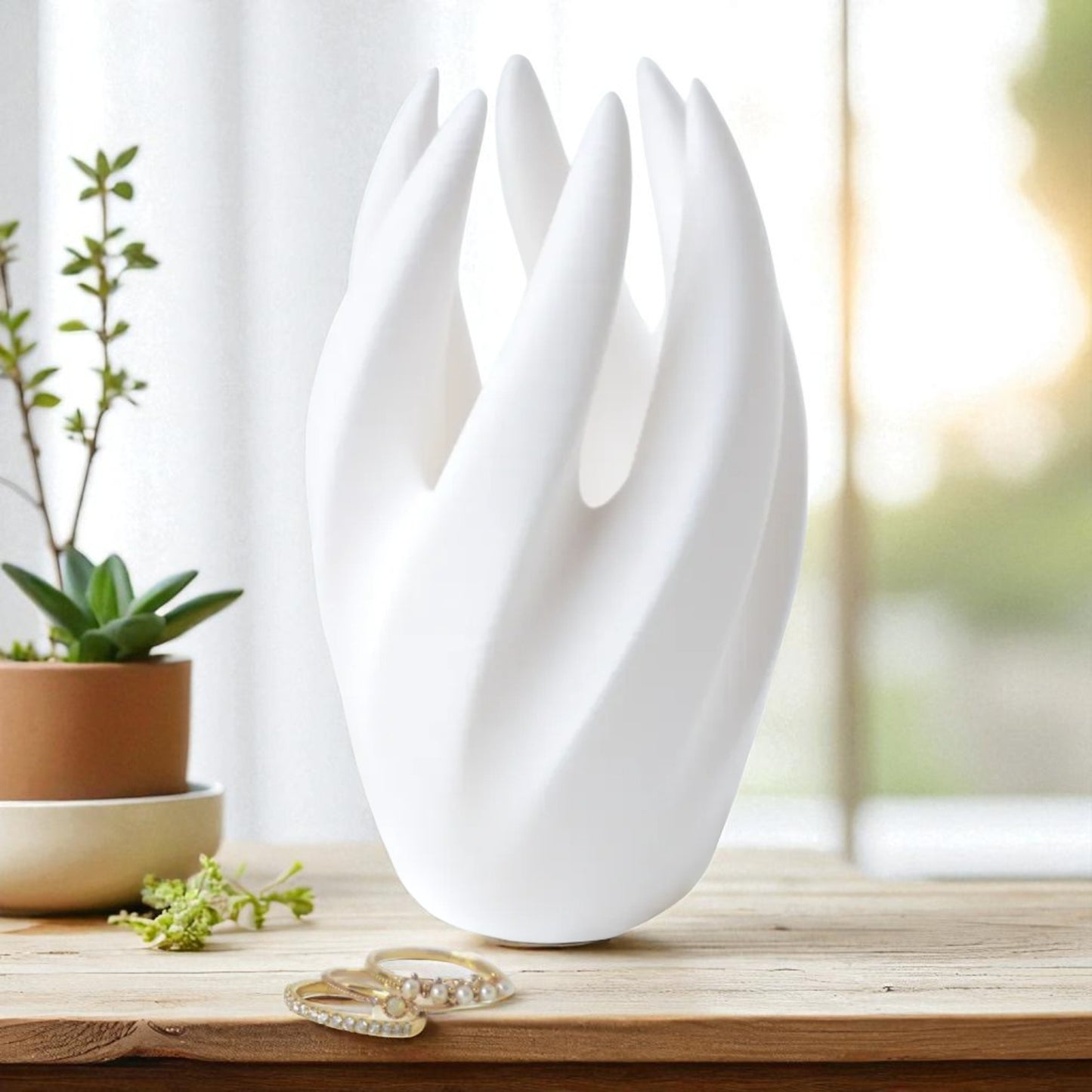 Bloom Ring Holder – 3D Printed Minimalist Jewelry Stand for Daily Use & Gifting
