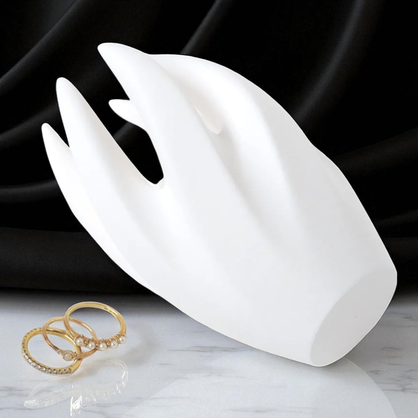 Bloom Ring Holder – 3D Printed Minimalist Jewelry Stand for Daily Use & Gifting